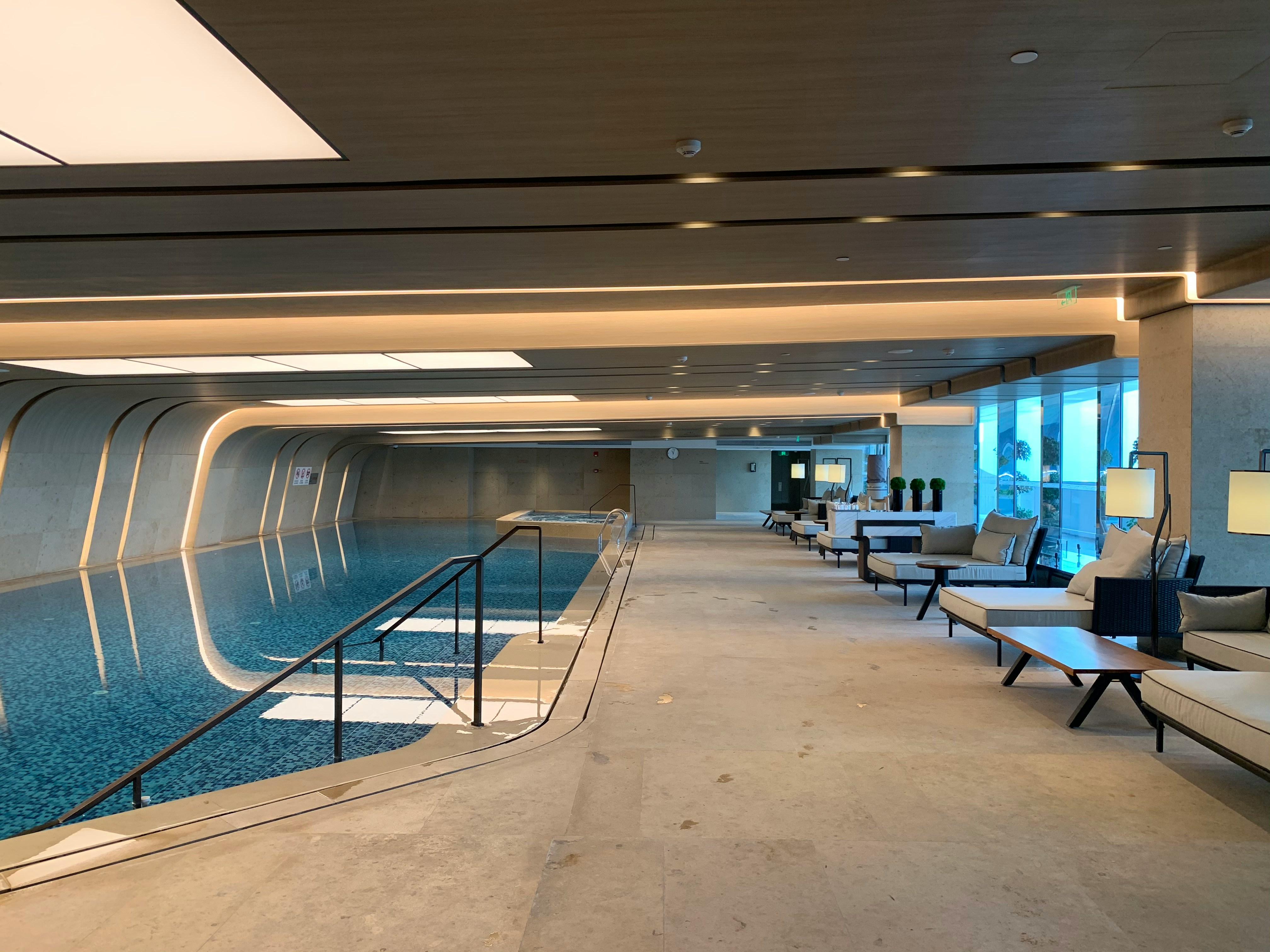 piscine spa wellness domotique pilotage bien-être résidence prestige KNX Var